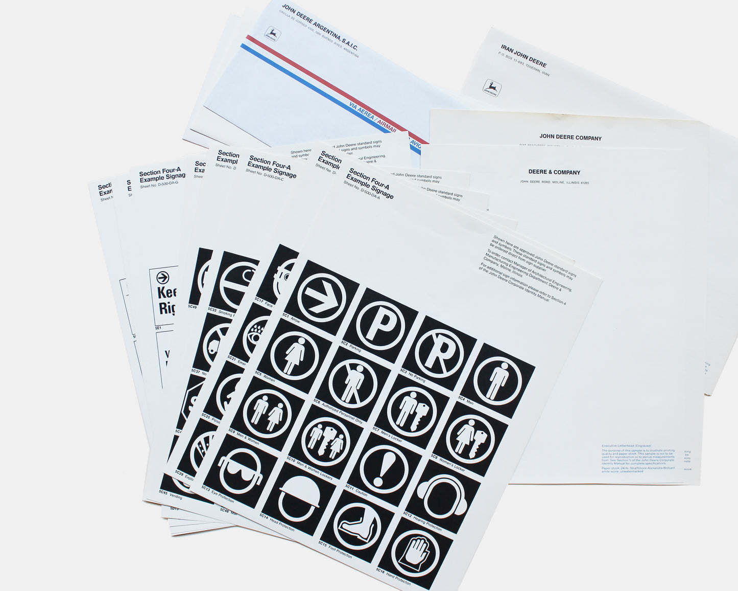 John Deere Corporate Identity Manual