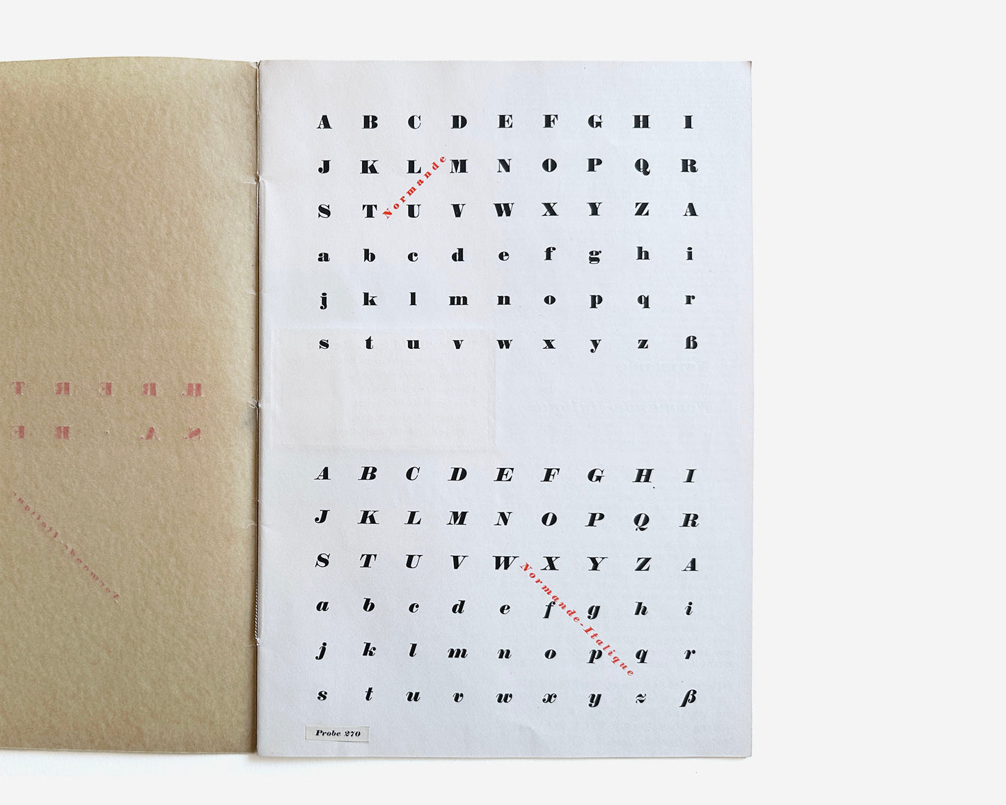 Normande Type Specimen, Probe 270, H. Berthold, 1931. [Herbert Bayer, Studio Dorland]