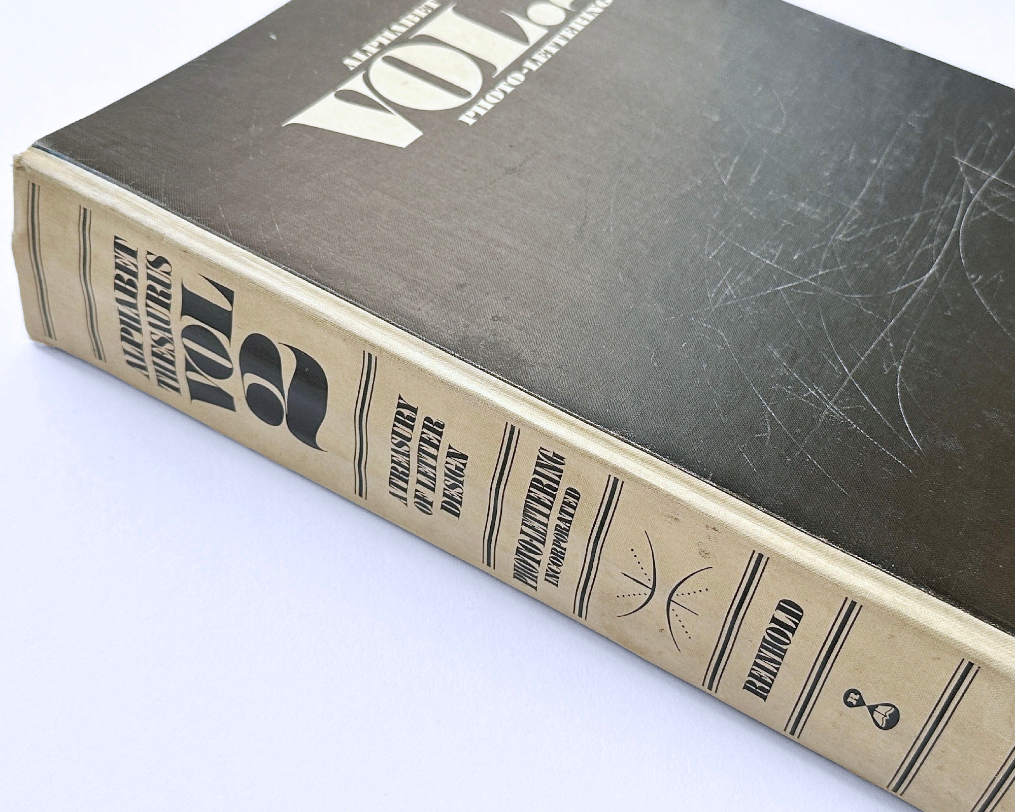Alphabet Thesaurus, Volume 2 Photo-Lettering, Inc., 1965 by Edward