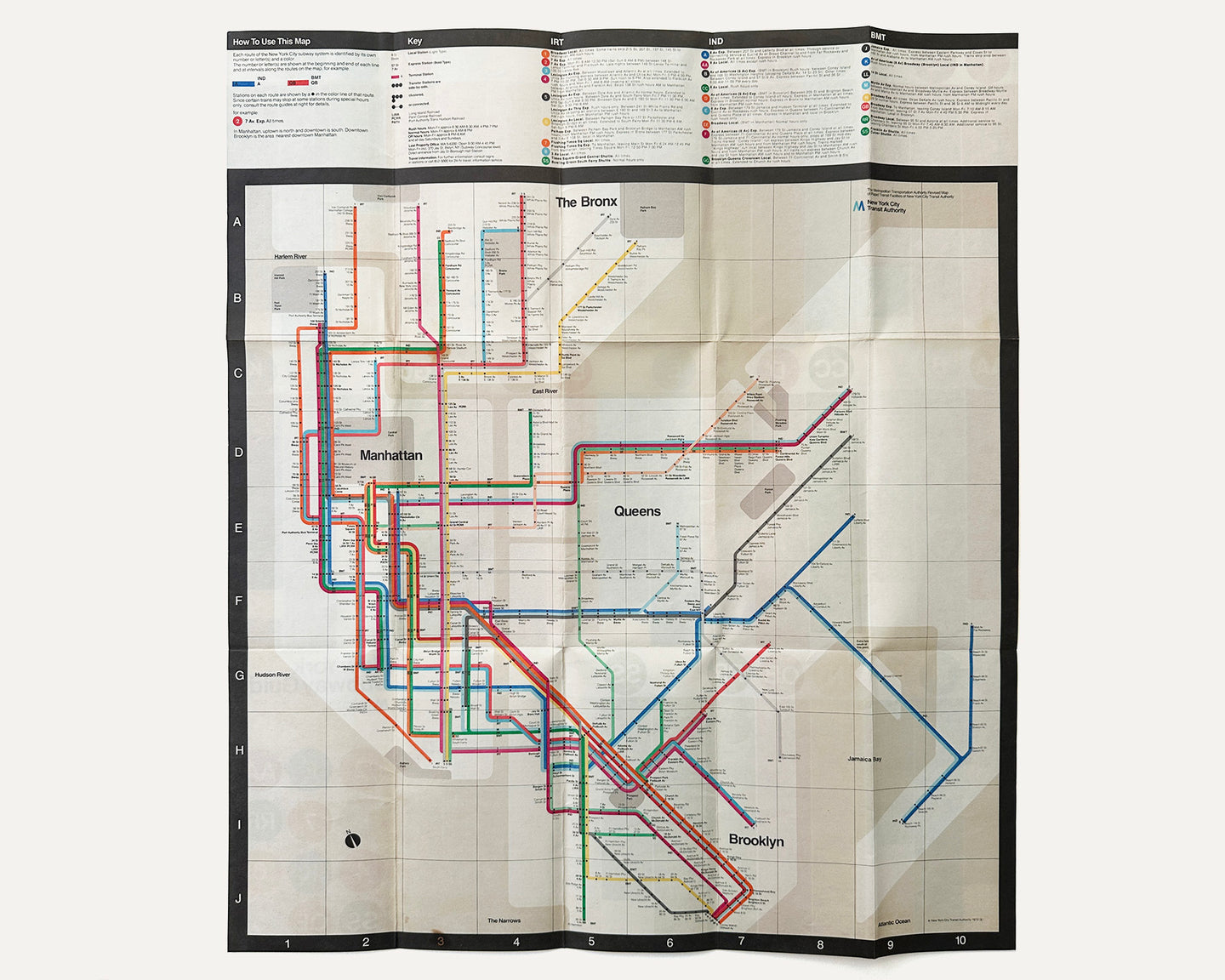 1972 (2) New York Subway Guide, NYC Transit Authority [Design: Massimo Vignelli]