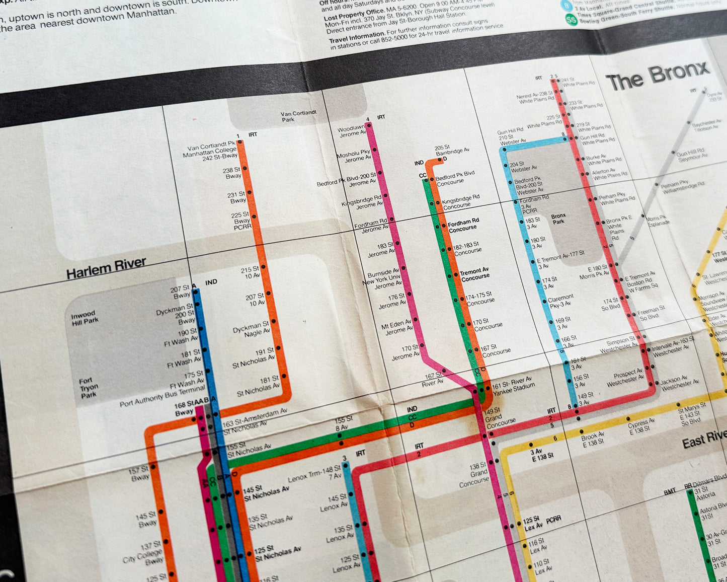 1972 (2) New York Subway Guide, NYC Transit Authority [Design: Massimo Vignelli]