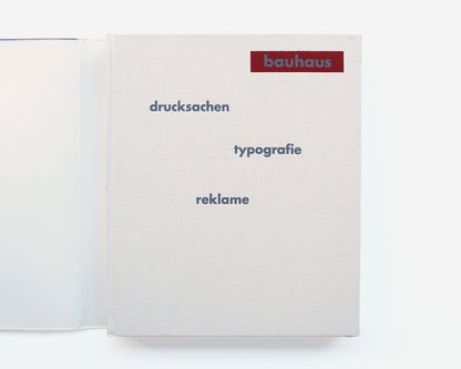 Bauhaus. Drucksachen, Typografie, Reklame by Gerd Fleischmann