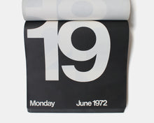 Load image into Gallery viewer, 1972 Original Knoll Calendar [Massimo Vignelli]
